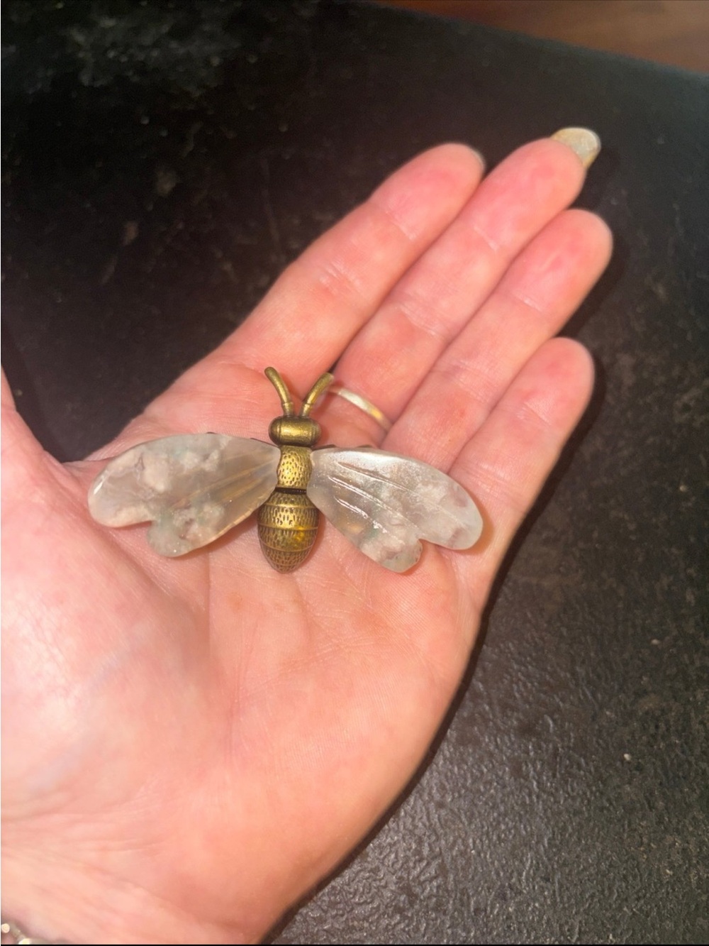 Flower agate copper bee